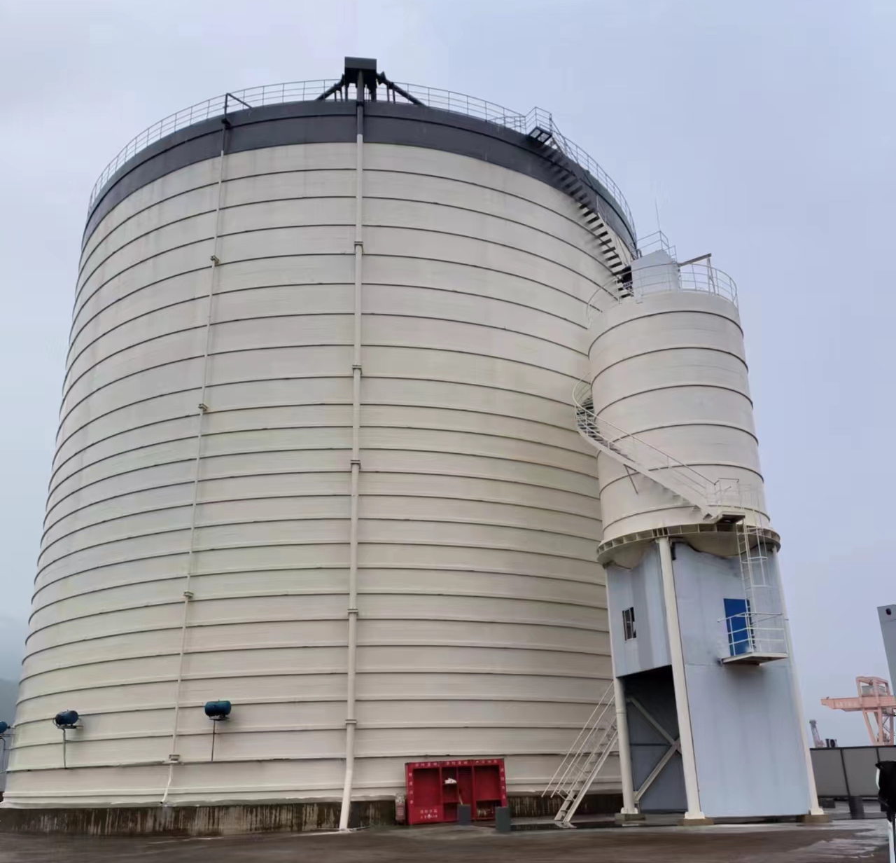 阿尔山10万吨水泥钢板库